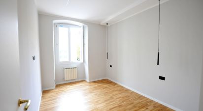 Appartamento 6 locali di 86 m² a Genova (16129)