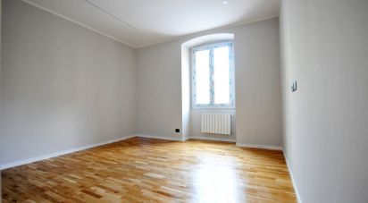 Appartamento 6 locali di 86 m² a Genova (16129)