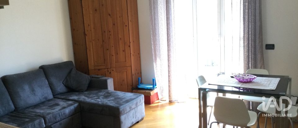 Trilocale di 73 m² a Roma (00175)