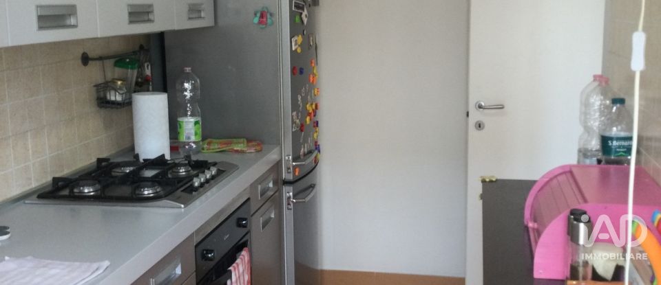 Trilocale di 73 m² a Roma (00175)