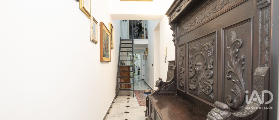 Apartment 6 rooms of 160 m² in Genova (16121)
