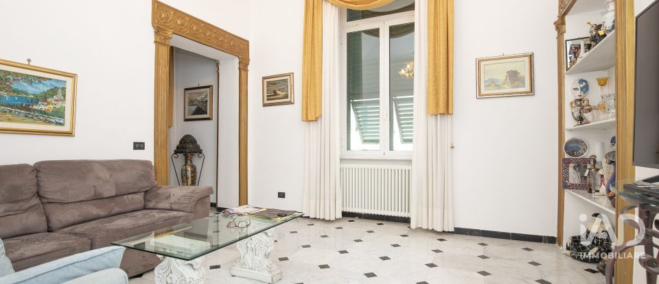 Apartment 6 rooms of 160 m² in Genova (16121)