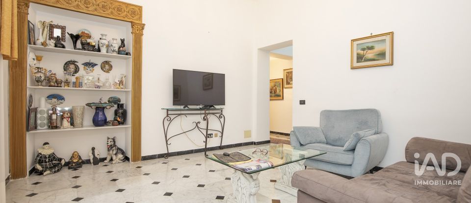 Apartment 6 rooms of 160 m² in Genova (16121)