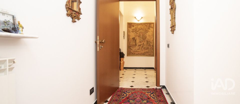 Apartment 6 rooms of 160 m² in Genova (16121)
