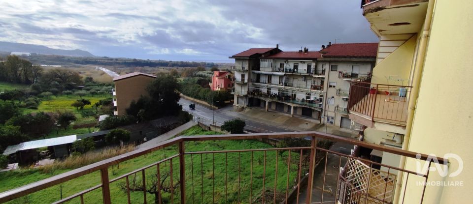 Four-room apartment of 102 m² in Santa Maria del Cedro (87020)