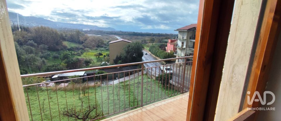 Four-room apartment of 102 m² in Santa Maria del Cedro (87020)