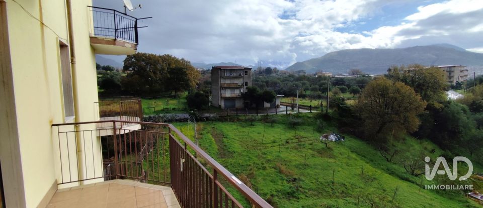 Four-room apartment of 102 m² in Santa Maria del Cedro (87020)