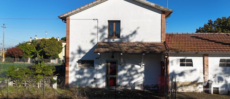 Casa indipendente / Villa 4 locali di 150 m² in Codigoro (44021)