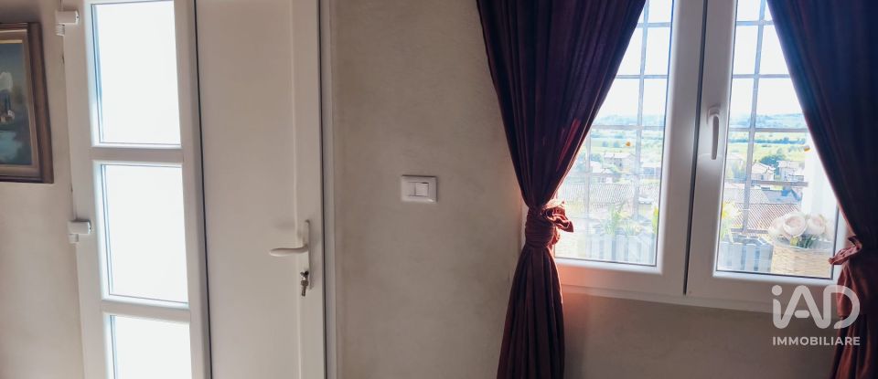 Abitazione 8 locali di 170 m² in Roncà (37030)