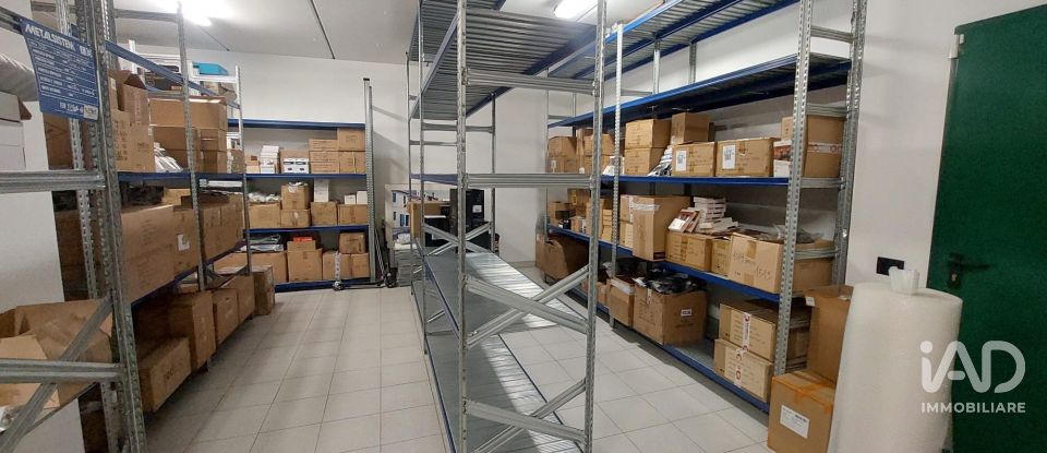 Negozio / locale commerciale di 109 m² in Paderno Dugnano (20037)