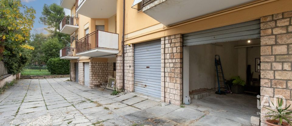 Appartamento 5 locali di 125 m² a Macerata (62100)