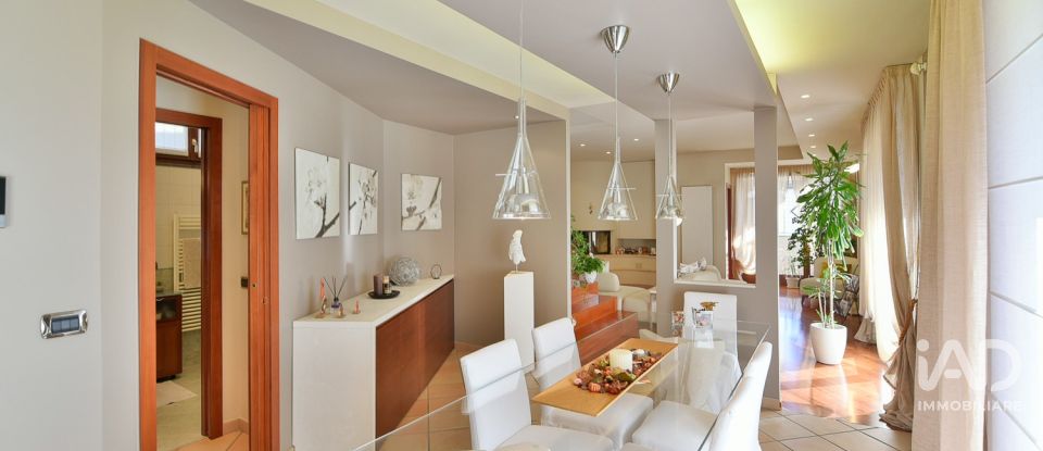 Four-room apartment of 206 m² in Bregnano (22070)