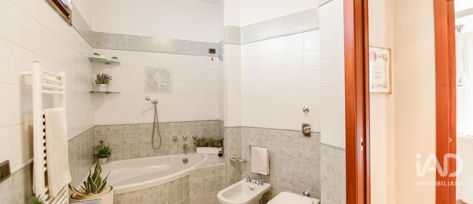 Four-room apartment of 206 m² in Bregnano (22070)