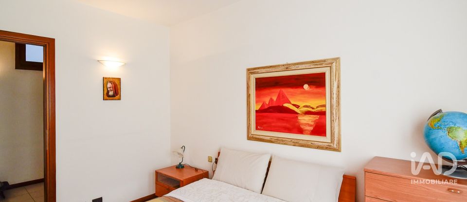 Apartment 0 rooms of 90 m² in Bregnano (22070)