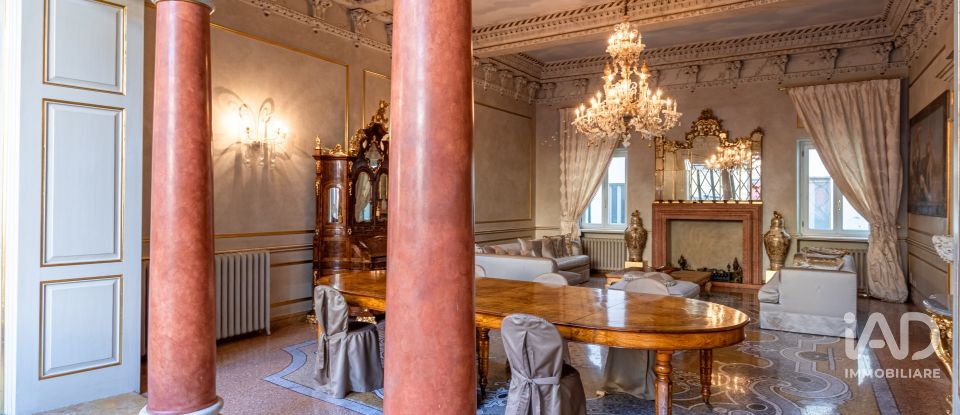 Hotel 6 rooms of 285 m² in Verona (37121)