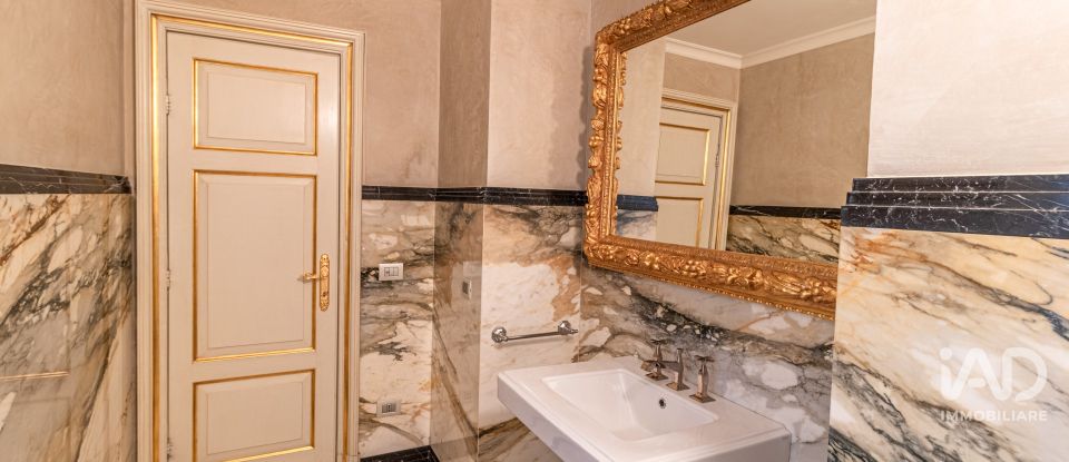 Hotel 6 rooms of 285 m² in Verona (37121)