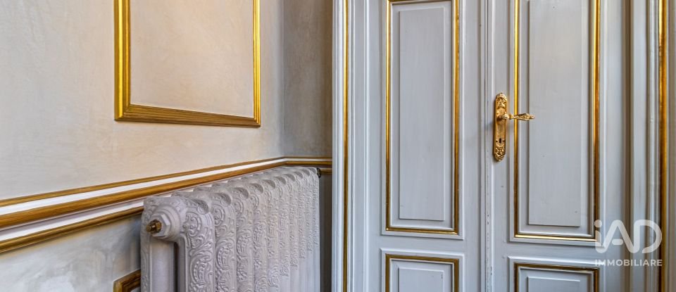 Hotel 6 rooms of 285 m² in Verona (37121)