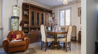 Palazzo / Stabile 6 locali di 226 m² a Castelfidardo (60022)