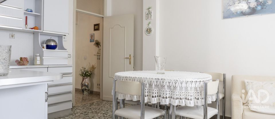 Palazzo / Stabile 6 locali di 226 m² a Castelfidardo (60022)