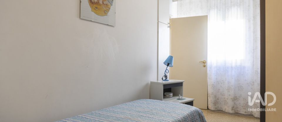 Palazzo / Stabile 6 locali di 226 m² a Castelfidardo (60022)