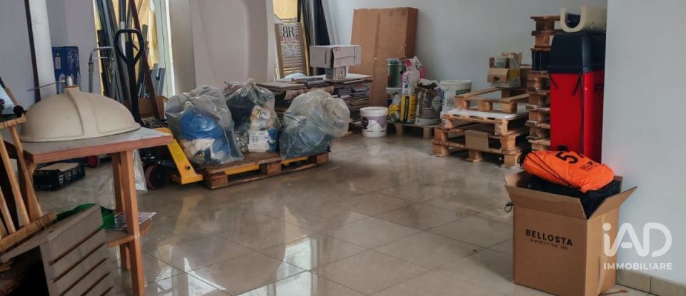 Negozio / locale commerciale di 82 m² in Olbia (07026)