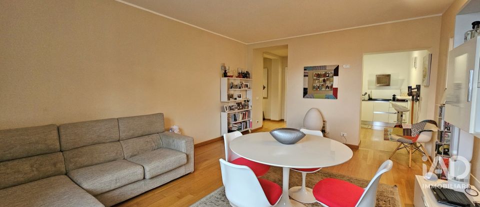 Three-room apartment of 118 m² in Genova (16161)