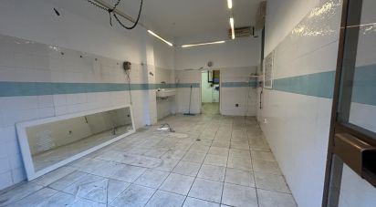 Negozio / locale commerciale di 39 m² in Firenze (50126)