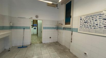 Negozio / locale commerciale di 39 m² in Firenze (50126)