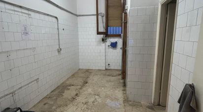 Negozio / locale commerciale di 39 m² in Firenze (50126)