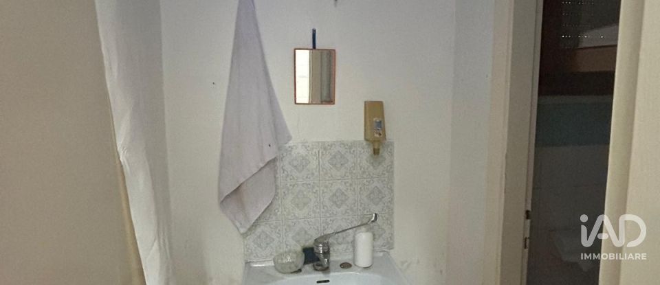 Shop / premises commercial of 39 m² in Firenze (50126)