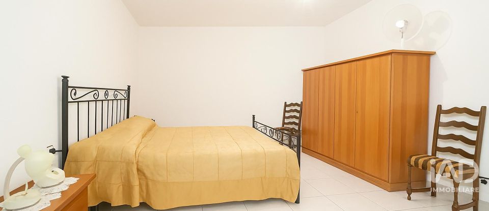 Villa a schiera 10 locali di 300 m² in Mosciano Sant'Angelo (64023)