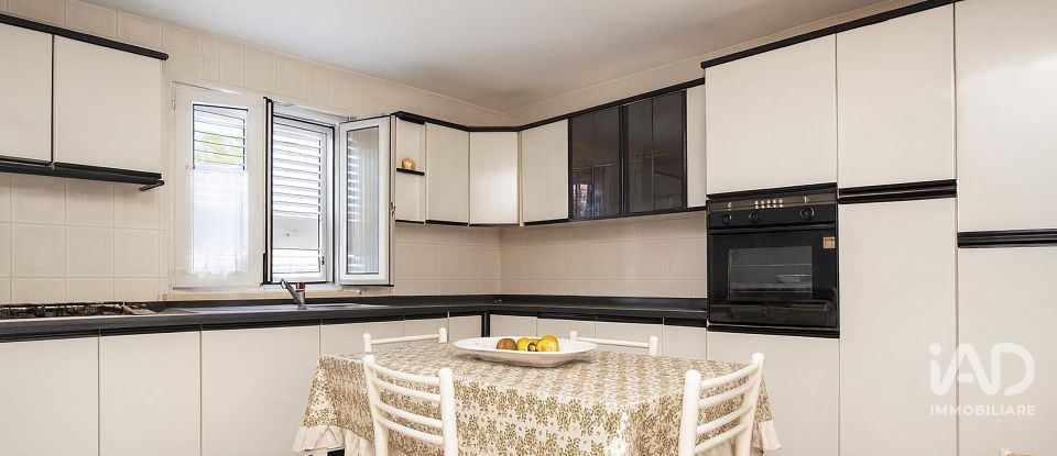 Villa a schiera 10 locali di 300 m² in Mosciano Sant'Angelo (64023)