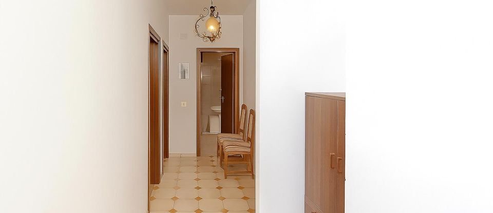 Villa a schiera 10 locali di 300 m² in Mosciano Sant'Angelo (64023)