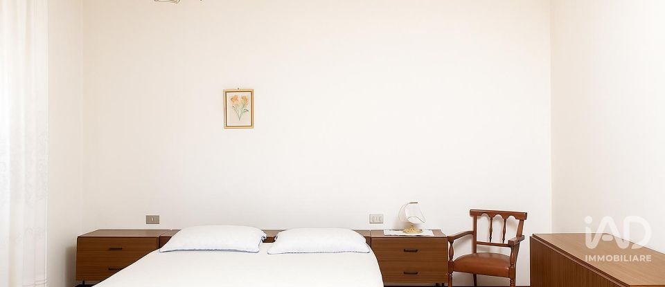 Villa a schiera 10 locali di 300 m² in Mosciano Sant'Angelo (64023)