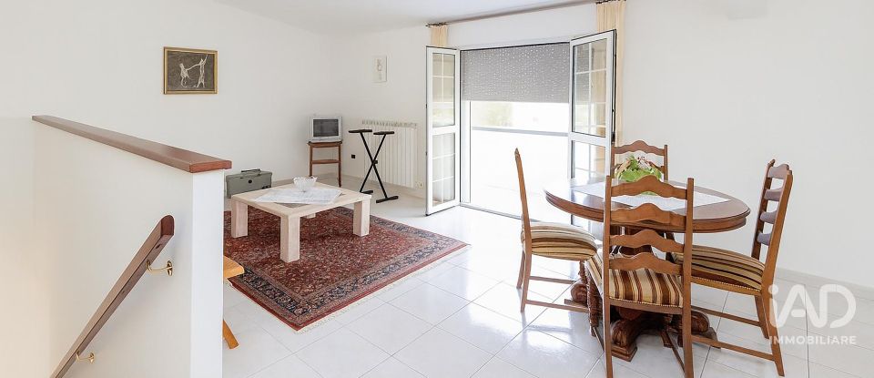 Villa a schiera 10 locali di 300 m² in Mosciano Sant'Angelo (64023)