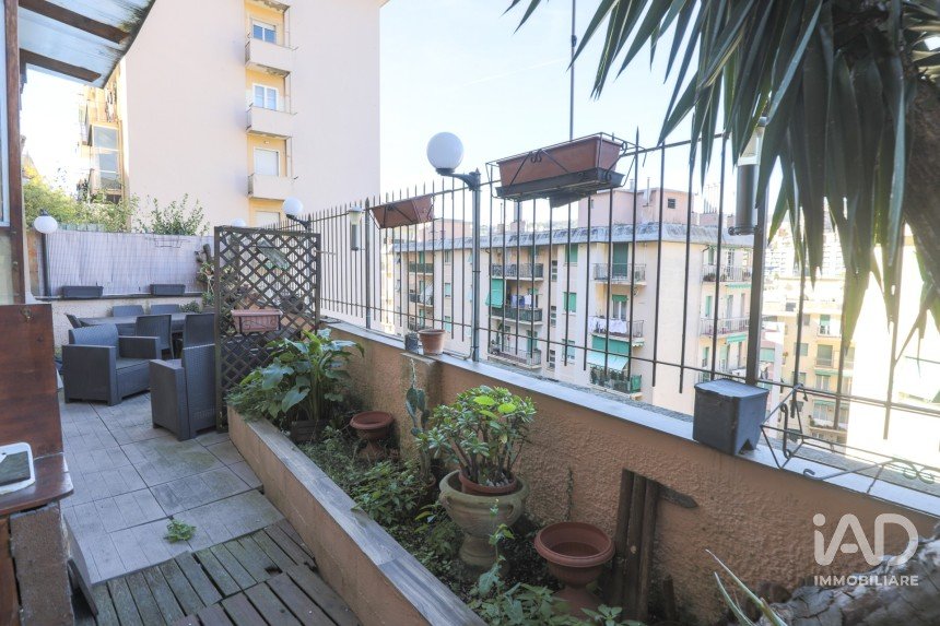 Trilocale di 80 m² a Genova (16144)