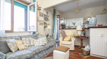 Trilocale di 80 m² a Genova (16144)