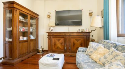 Trilocale di 80 m² a Genova (16144)