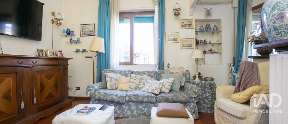 Trilocale di 80 m² a Genova (16144)