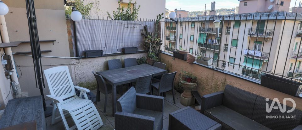 Trilocale di 80 m² a Genova (16144)