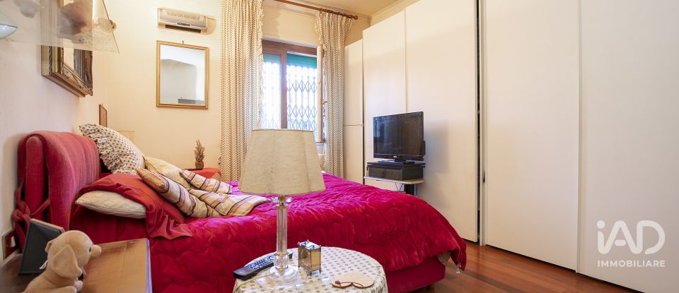 Trilocale di 80 m² a Genova (16144)