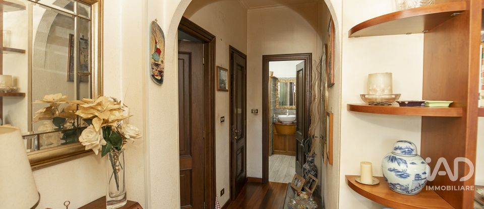 Trilocale di 80 m² a Genova (16144)