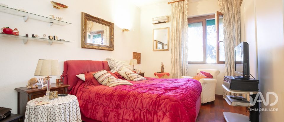 Trilocale di 80 m² a Genova (16144)