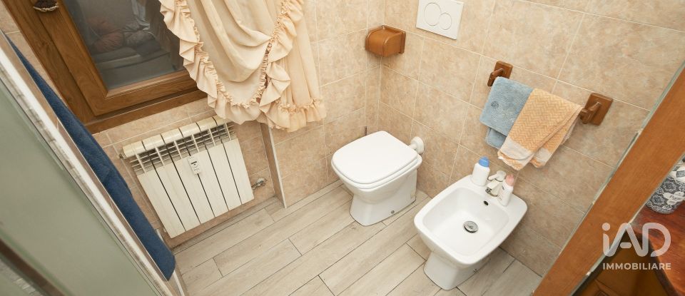 Trilocale di 80 m² a Genova (16144)