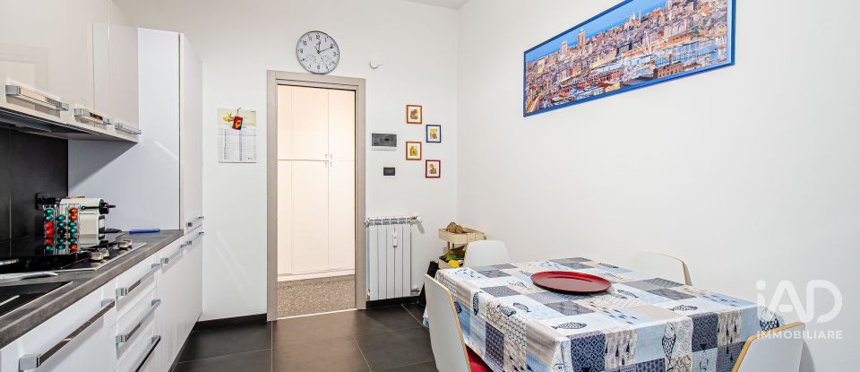 Four-room apartment of 66 m² in Genova (16136)
