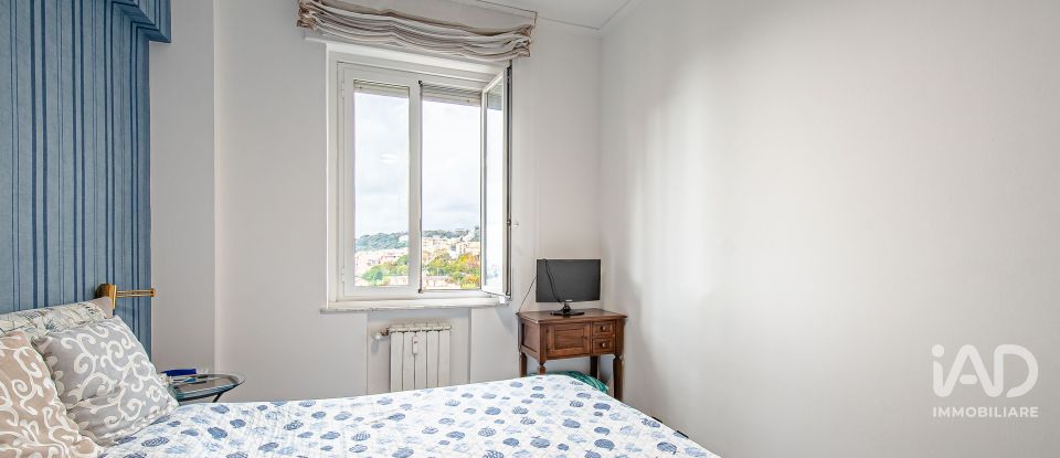Four-room apartment of 66 m² in Genova (16136)