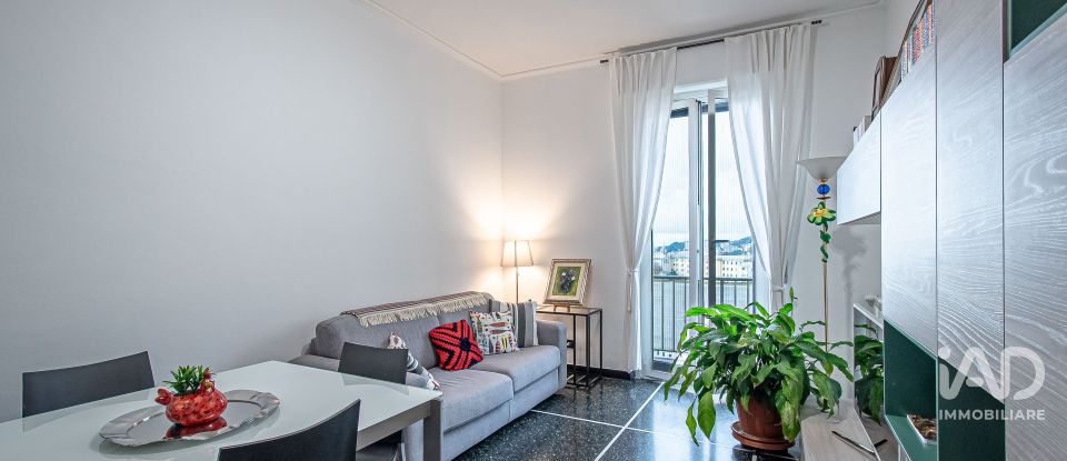 Four-room apartment of 66 m² in Genova (16136)