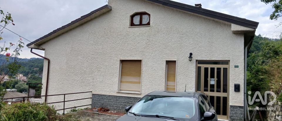 House 9 rooms of 170 m² in Cengio (17056)