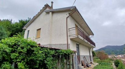 Casa indipendente / Villa 9 locali di 170 m² in Cengio (17056)