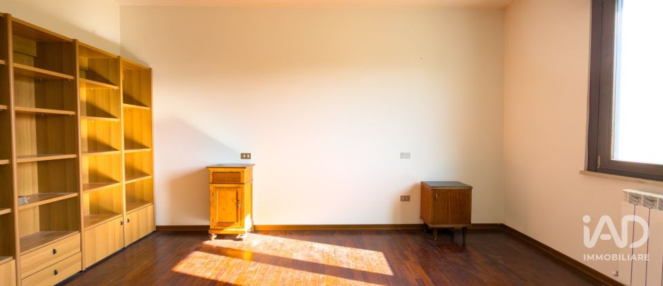 Quadrilocale di 150 m² a Bettona (06084)